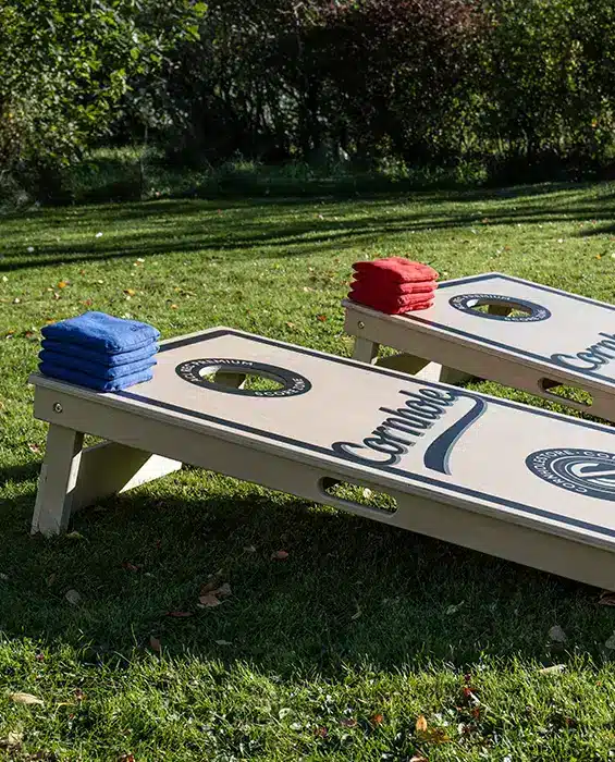 Complete cornhole set with boards and bags